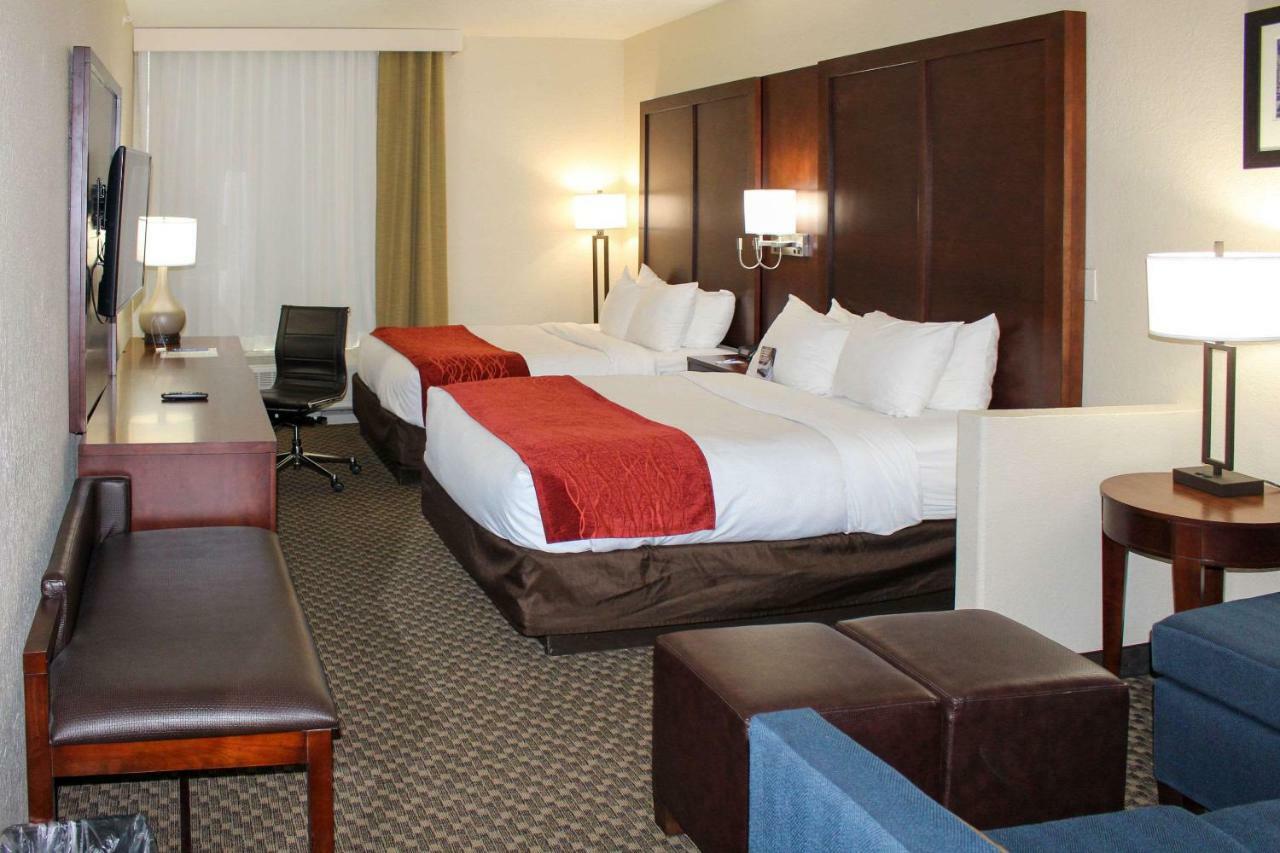 Comfort Inn & Suites Near Six Flags & Medical Center San Antonio Exteriör bild