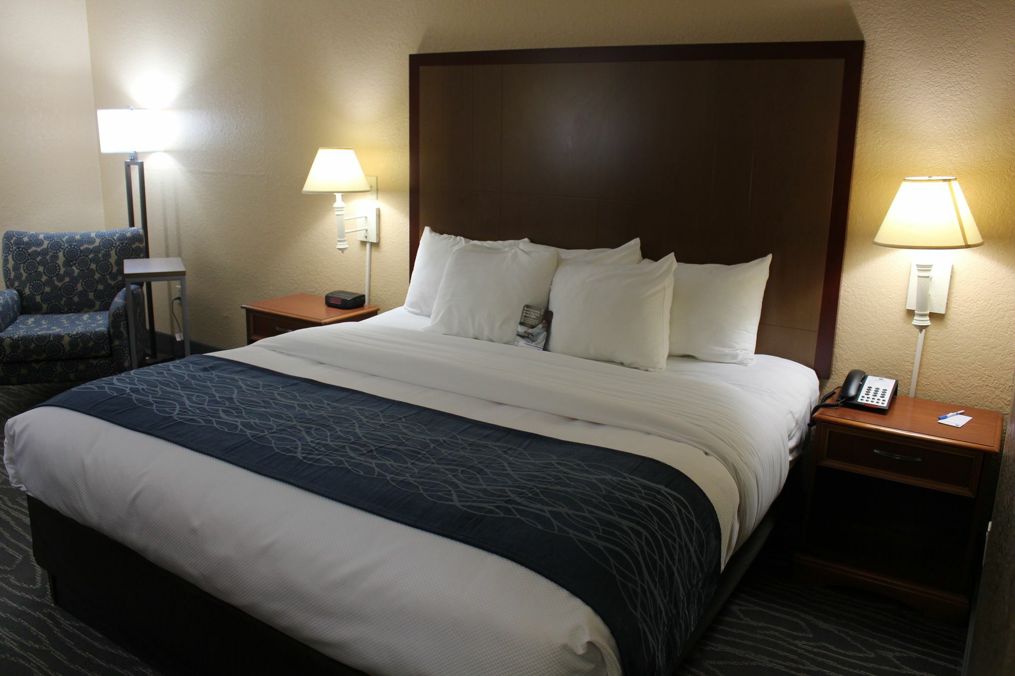 Comfort Inn & Suites Near Six Flags & Medical Center San Antonio Exteriör bild